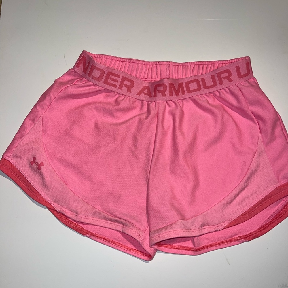 Pink Under Armour Shorts 🎀💖